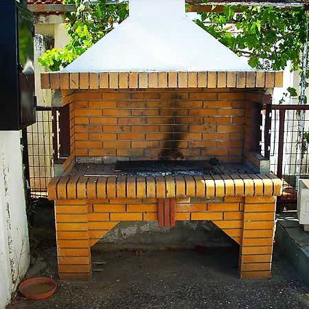 Sea View House I 펜션 Dhílesi